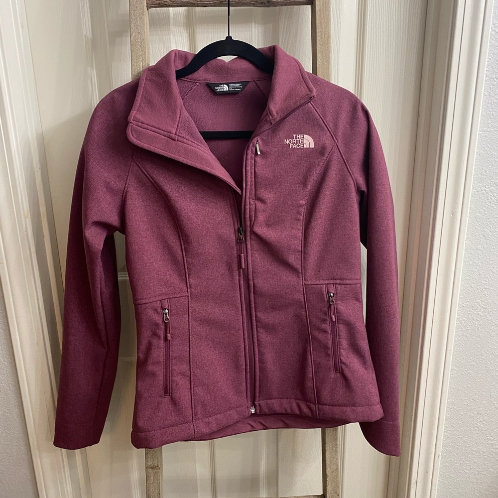 THE NORTH FACE jacket. Never worn